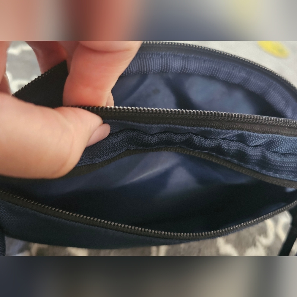 Gracie Barra Fanny Pack Navy Blue Jiu- Jitsu Belt Bag - Picture 3 of 5